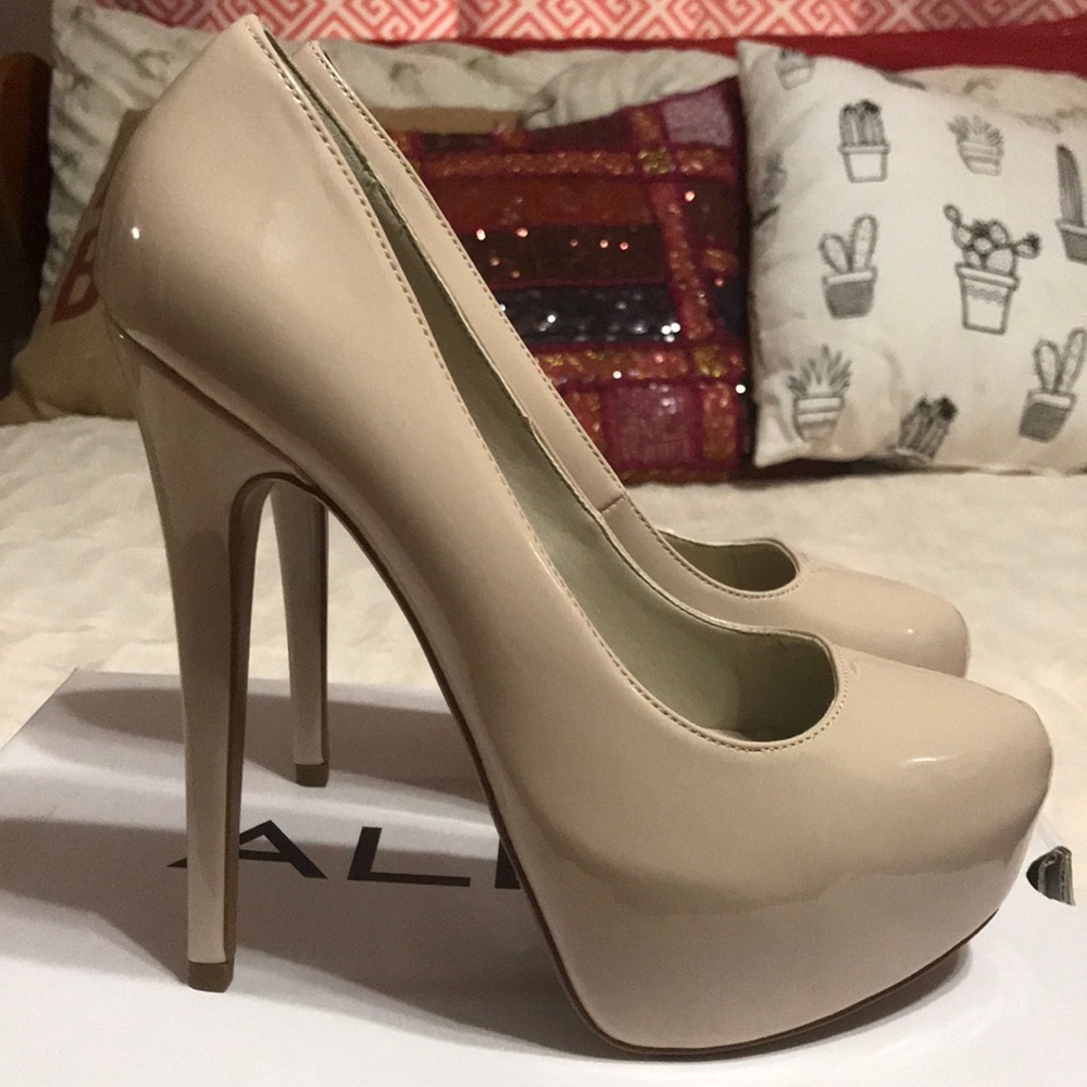 ALDO “CAVIEL” nude patent leather pumps womenUS7 - Picture 2 of 4